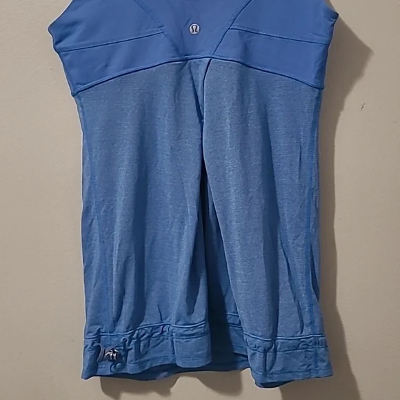 Lululemon Run Tame Me Porcelain Blue Women's 8 Tank Top Yoga Exercise Jogging - Picture 8 of 12